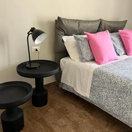 Il Civico 2 3* バーリ